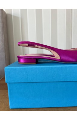 AUDREY MAGENTA
